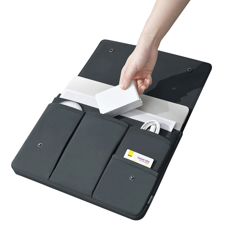 Black and White Laptop Sleeve – Waterproof Nylon Bag for Laptops & Tablets